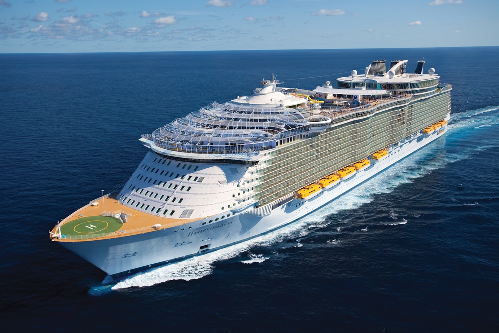 Cruise ship